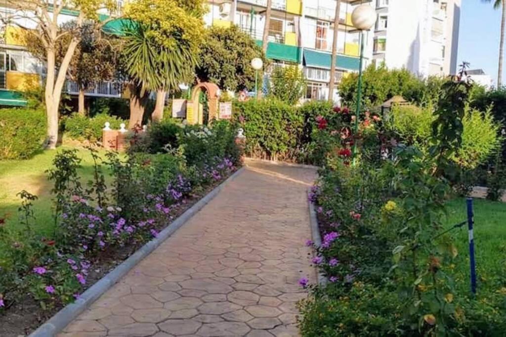 Beautiful Sea Views Cozy Apartment 350 M From Beach Benalmádena Extérieur photo