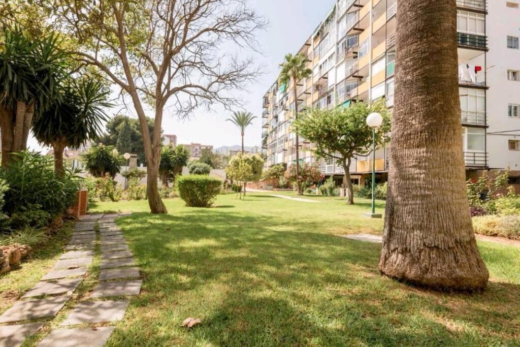 Beautiful Sea Views Cozy Apartment 350 M From Beach Benalmádena Extérieur photo