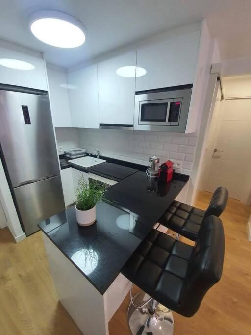 Beautiful Sea Views Cozy Apartment 350 M From Beach Benalmádena Extérieur photo